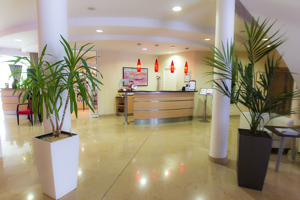 Le Richebourg Hotel, Restaurant & 4*