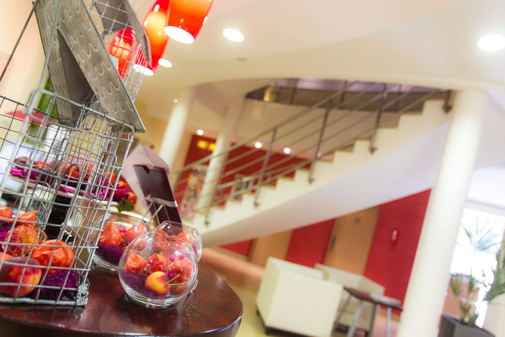 Le Richebourg Hotel, Restaurant &