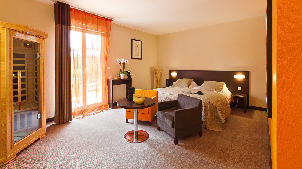 Le Richebourg Hotel, Restaurant & 4*